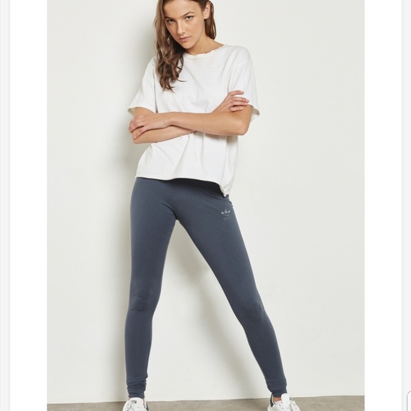 adidas Pants - Adidas Originals Tubular Chicago Leggings